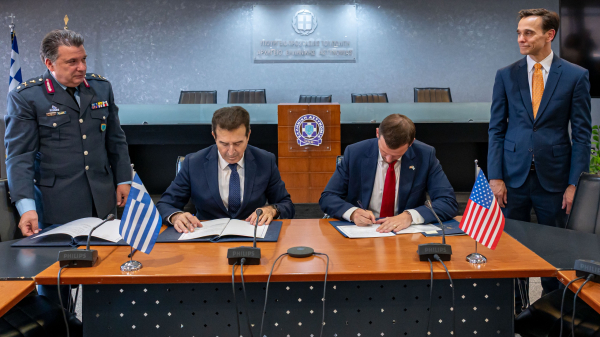 Ελλάδα - ΗΠΑ: Υπεγράφη Μνημόνιο Συνεργασίας για την καταπολέμηση του οργανωμένου εγκλήματος