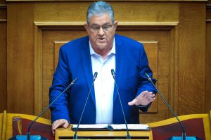 Κουτσούμπας: Απέναντι στην κινούμενη άμμο του αστικού πολιτικού συστήματος ο λαός έχει την επιλογή της συμπόρευσης με το ΚΚΕ