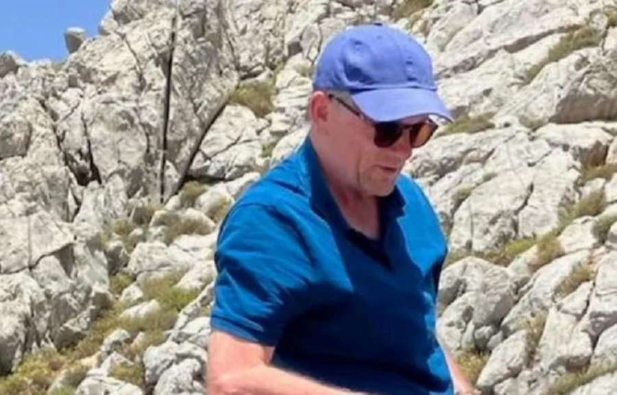 Εξαφάνιση παρουσιαστή στη Σύμη: Και τα παιδιά του στις έρευνες - Τα τελευταία στοιχεία για τη διαδρομή του