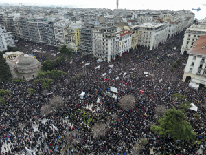 Πέφτουν ΝΔ και ΠΑΣΟΚ, κερδίζει η Ζωή Κωνσταντοπούλου