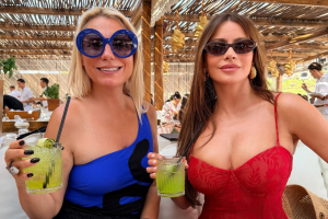 H Sofia Vergara ανάρτησε νέες φωτογραφίες και βίντεο από τη Μύκονο