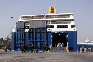 Εικοσιτετράωρη απεργία πραγματοποιεί η ΠΝΟ: Δεμένα την Τετάρτη τα πλοία