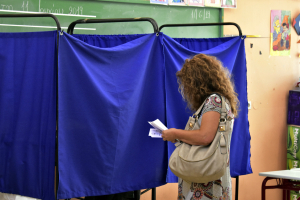 Τελευταίες ώρες για την εγγραφή αποδήμων στους εκλογικούς καταλόγους