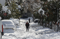 Απίστευτη καταγγελία πολίτη: «Τηλεφώνησα στον δήμο Αμαρουσίου για εκχιονιστικό και μού είπαν ότι... είναι αργία» (βίντεο)