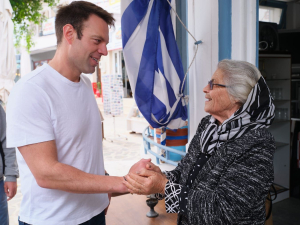 Κασσελάκης: «Ο ΣΥΡΙΖΑ θα ζητήσει προανακριτική για το μπάζωμα στα Τέμπη»