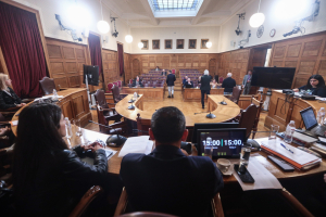 «Φραπές» και «Χασάπης» στην εξεταστική – Η ώρα των απαντήσεων για πολιτική εμπλοκή