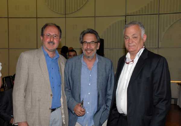 Σταύρος Καπάκος: «Ήρθα στην ΕΡΤ για δουλειά και όχι δουλειές»