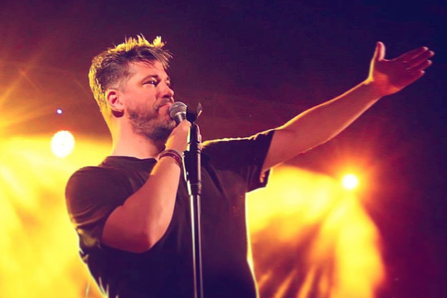 Χάρης Βαρθακούρης: Ακύρωσε εμφάνιση στη Θεσσαλονίκη λόγω ασθένειας