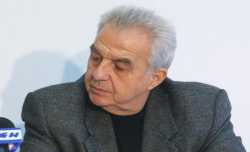 Φλαμπουράρης: Αν δεν συμφωνήσουμε, θα πάμε σε έκτακτη σύνοδο κορυφής